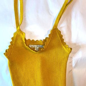 🌸Yellow Tank Top.🌸